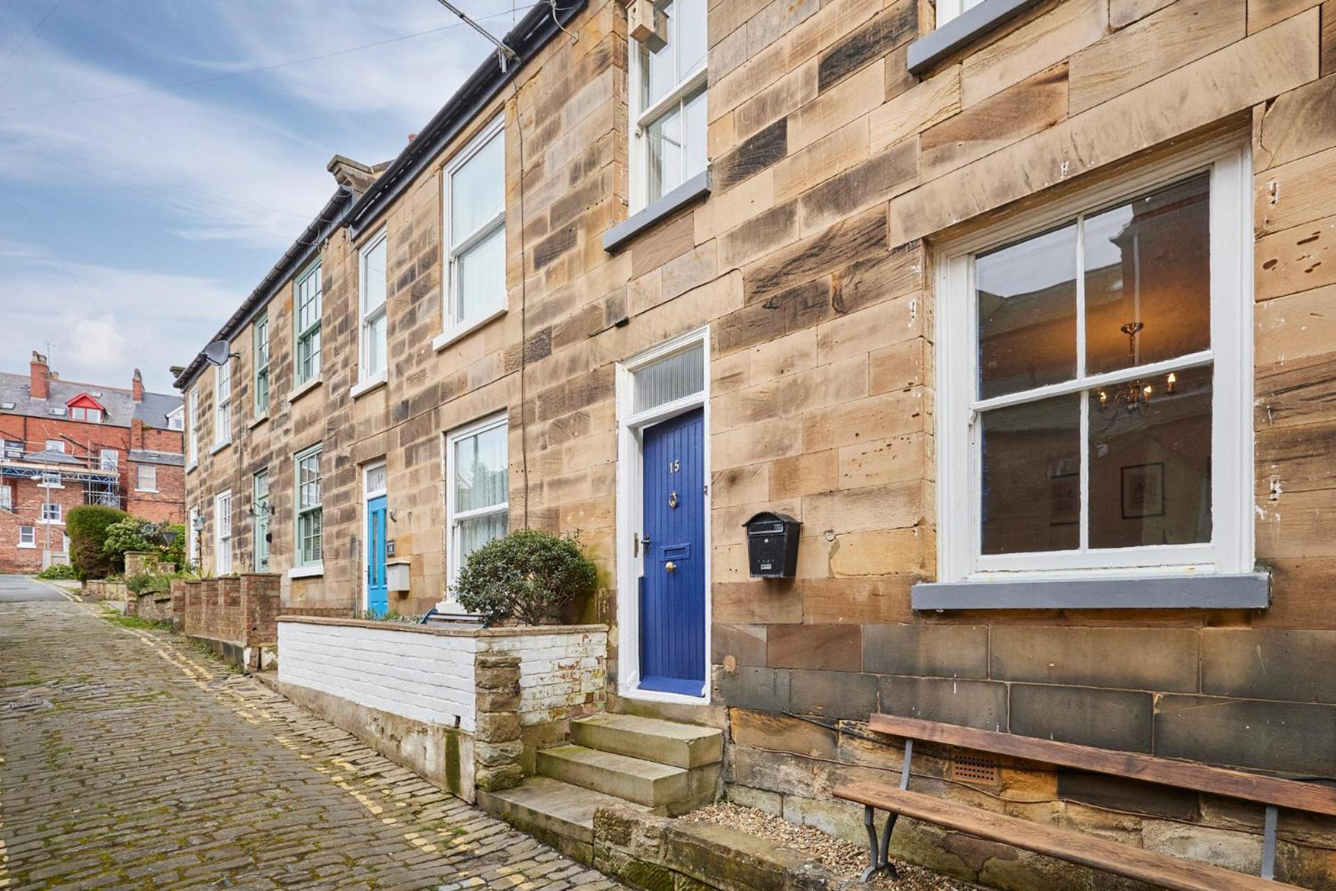Host & - Clarence Place Holiday home Whitby